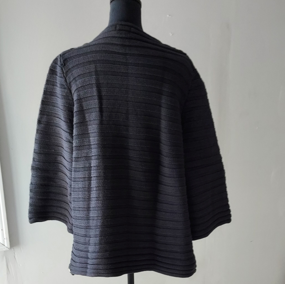 Sweater - Picture 3 of 3